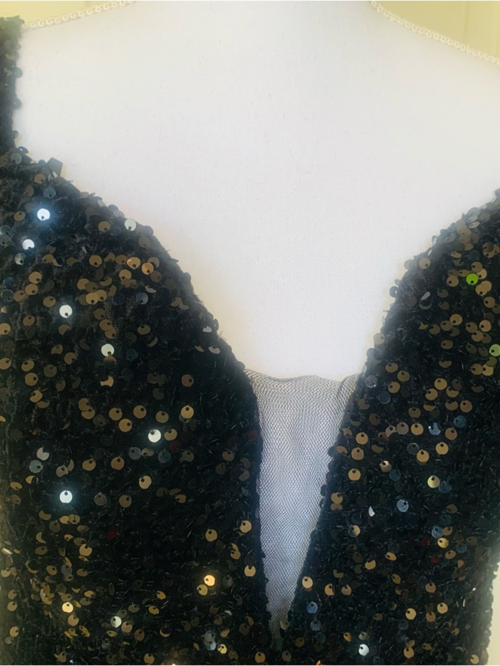 Twilight black sequin gown Size 1X from Fashion Nova. - Picture 15 of 16